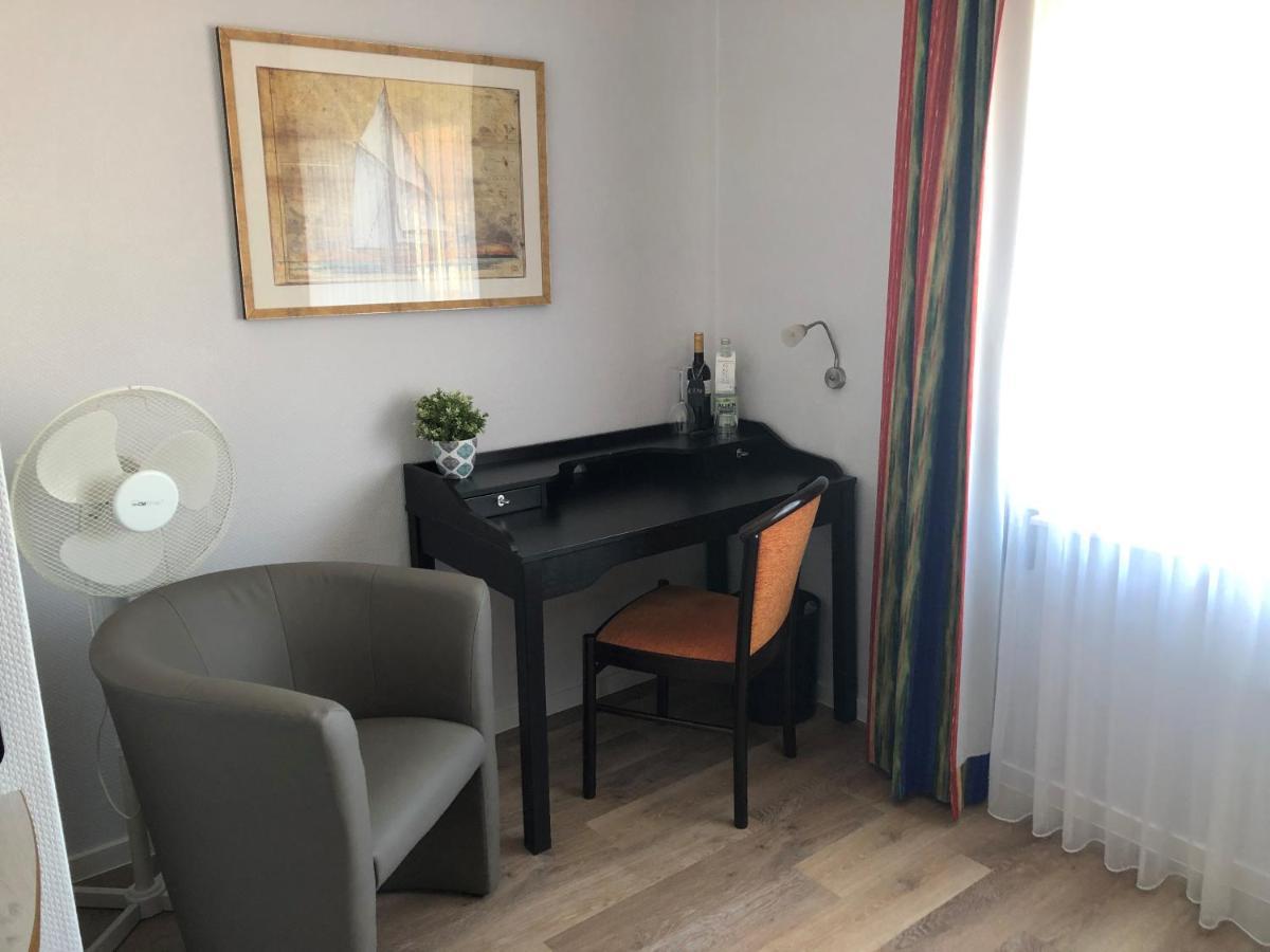 Zum Weißen Roß Hotel Cadenberge