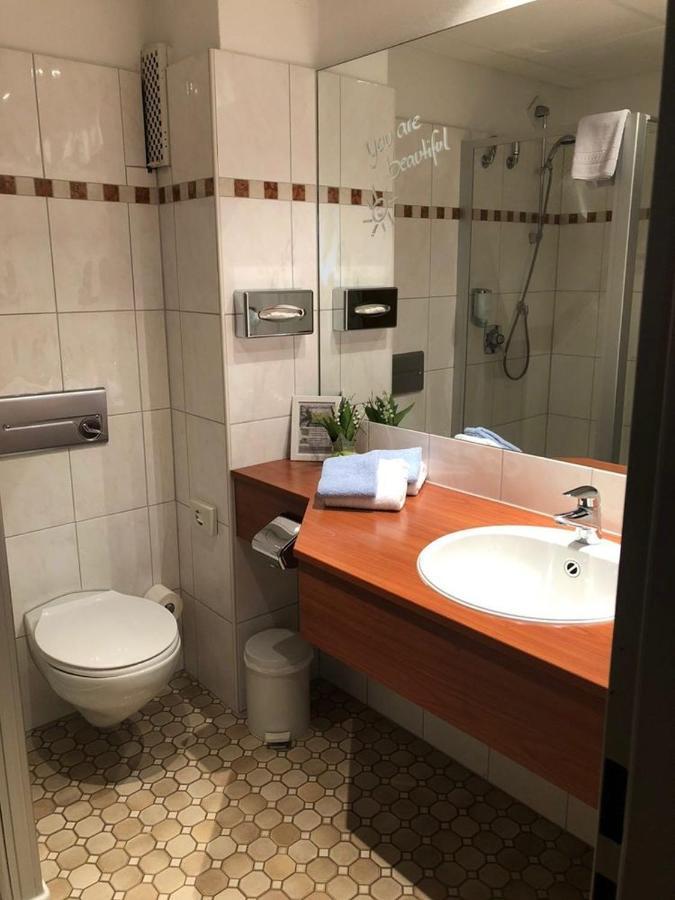 Zum Weißen Roß 3*